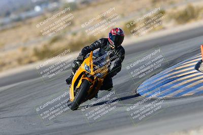 media/Jan-09-2022-SoCal Trackdays (Sun) [[2b1fec8404]]/Turn 11 (935am)/